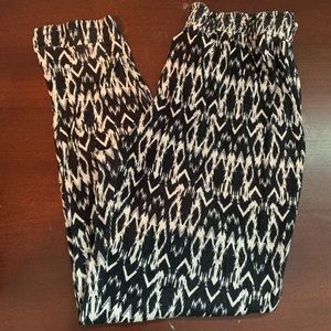 jogger pants